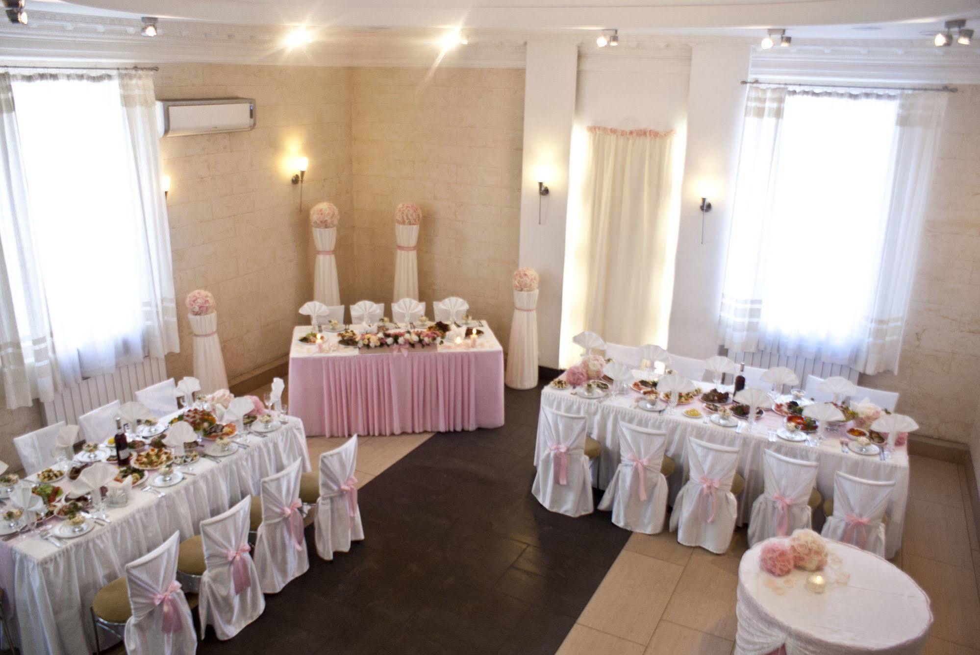 U Fontana Hotel Minsk Luaran gambar