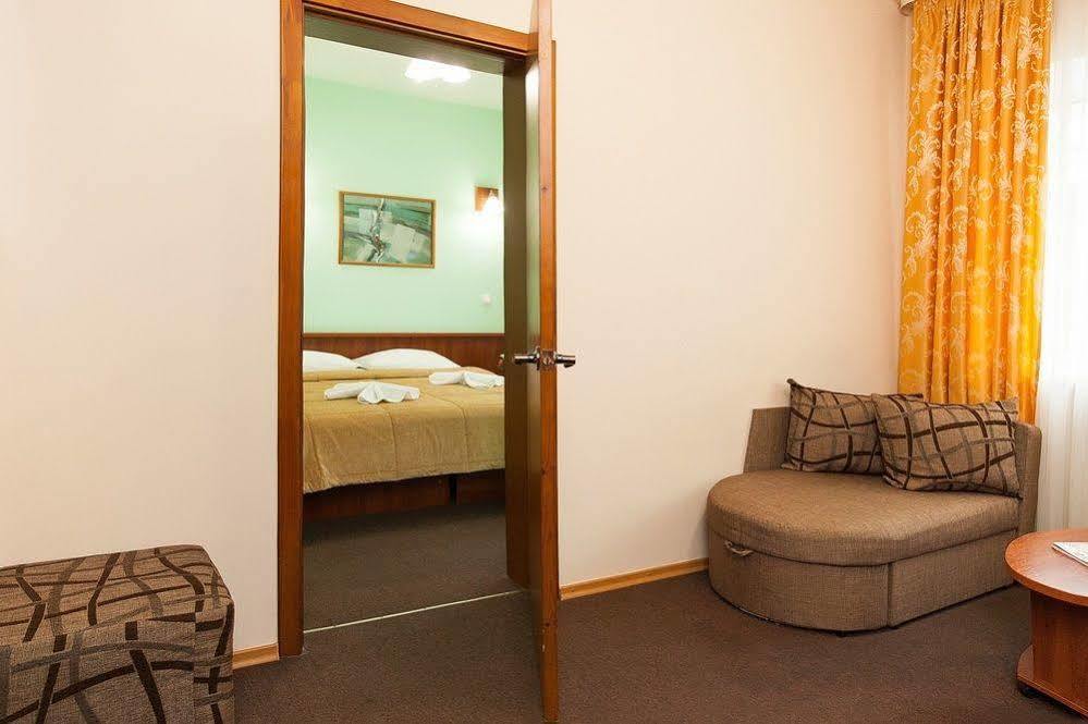 U Fontana Hotel Minsk Luaran gambar