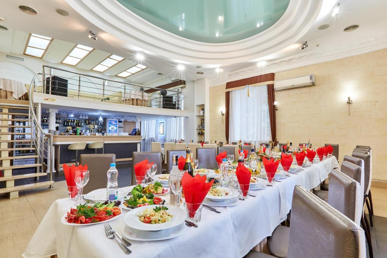 U Fontana Hotel Minsk Luaran gambar